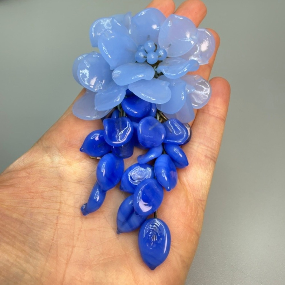 Miriam Haskell Book Piece VTG Blue Glass Bead Tassel Dress Clip Frank Hess READ